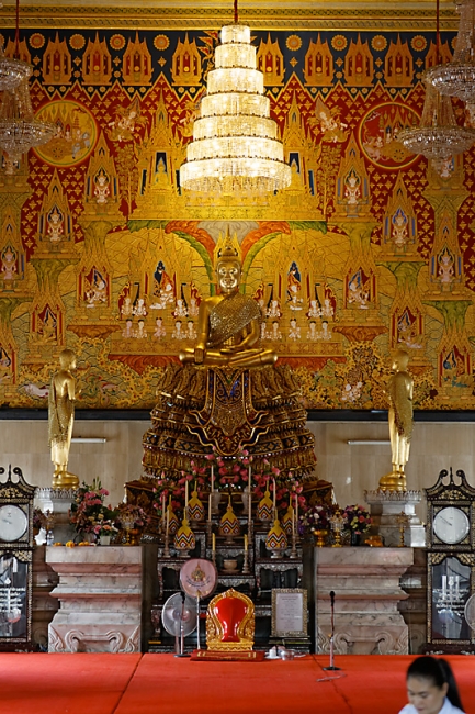 Wat Hua Lamphong-NOV13-027
